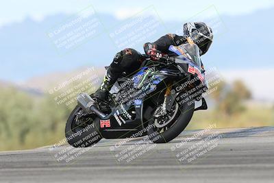 media/Nov-16-2025-Race Pace (Sun) [[8c5fa54630]]/Non Verified Riders (1st 20 Minutes)/7-Turn 9 Entry (210pm)/